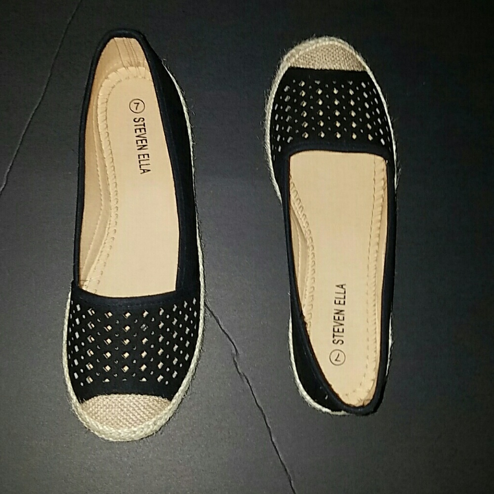 Espadrille flats